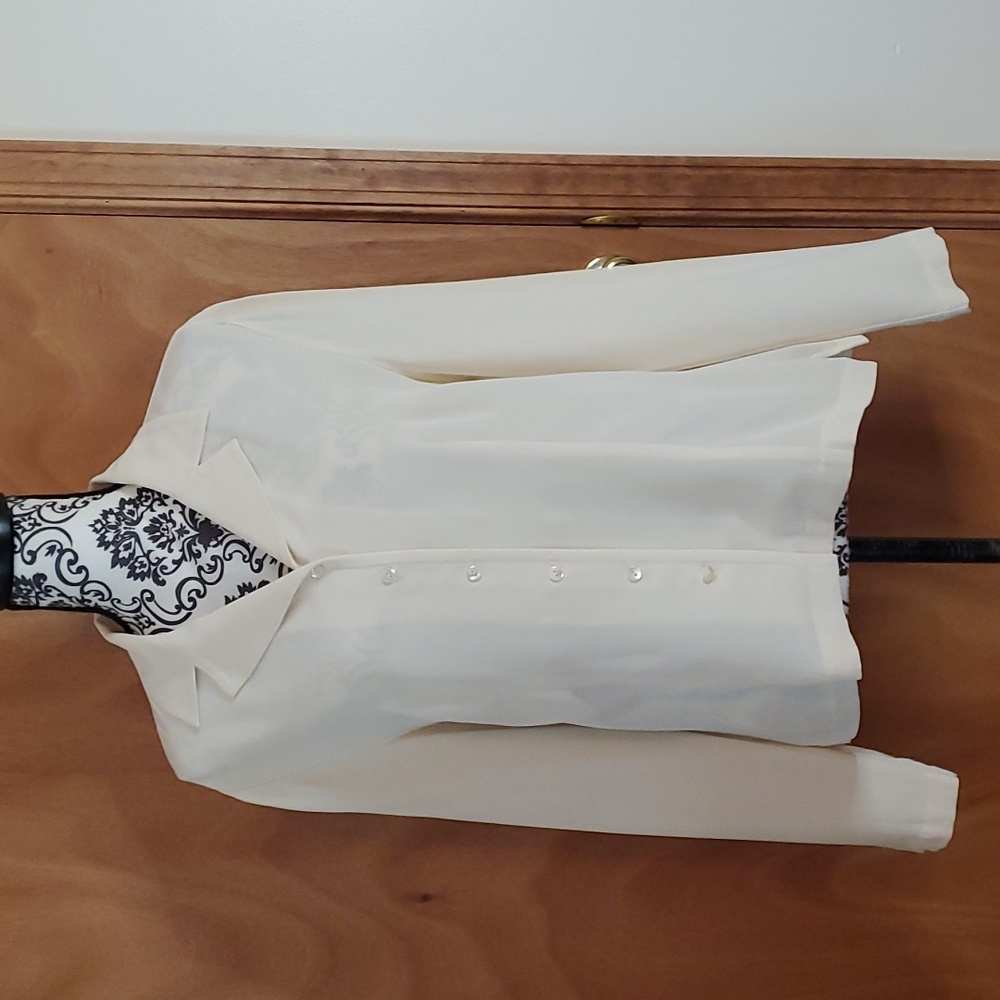 Talbots Cream Button Down Long Sleeve Blouse